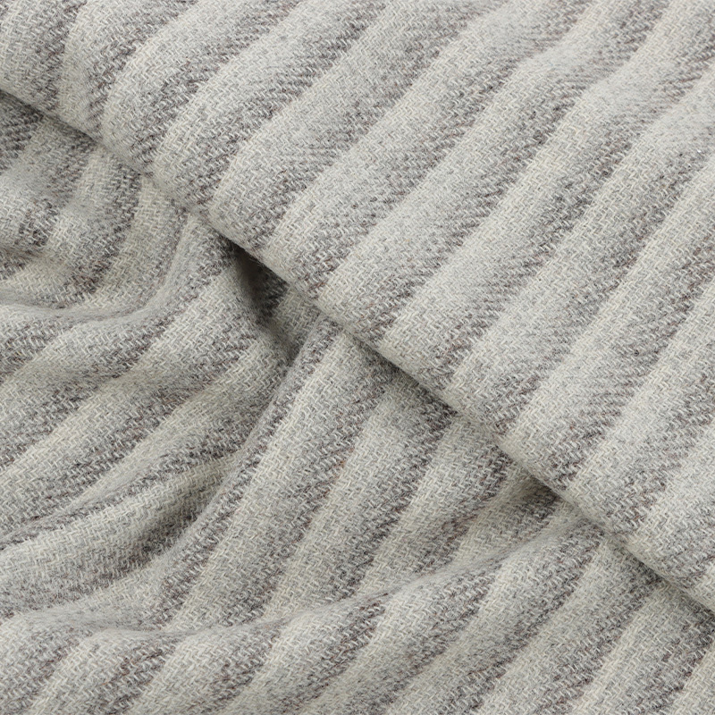 Extensie vizuală pânză cu dungi verticale