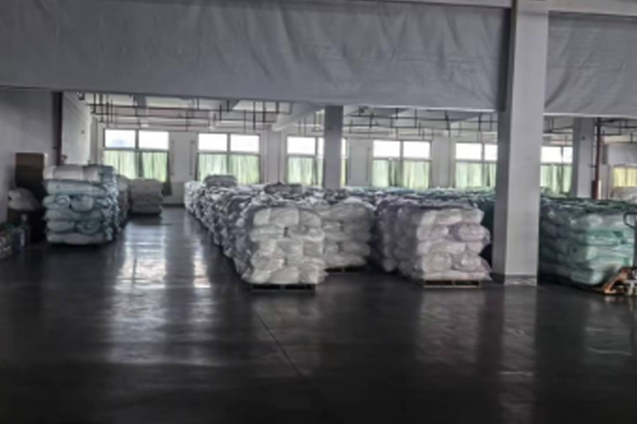 Gray fabric production-finished product area